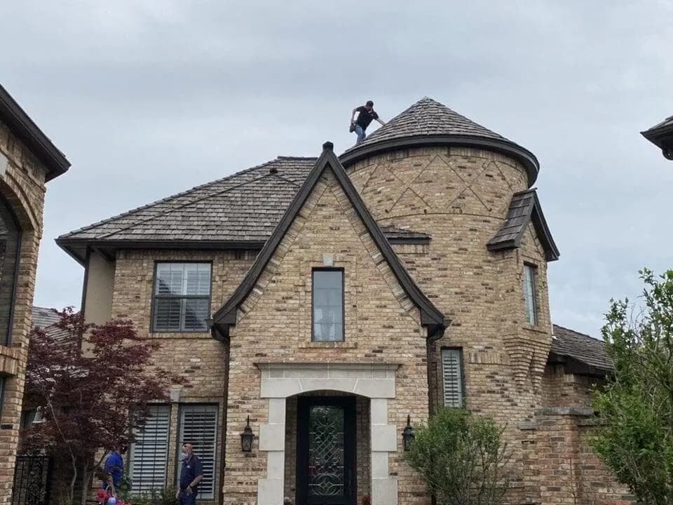 777 Roofing & Construction LLC business background image